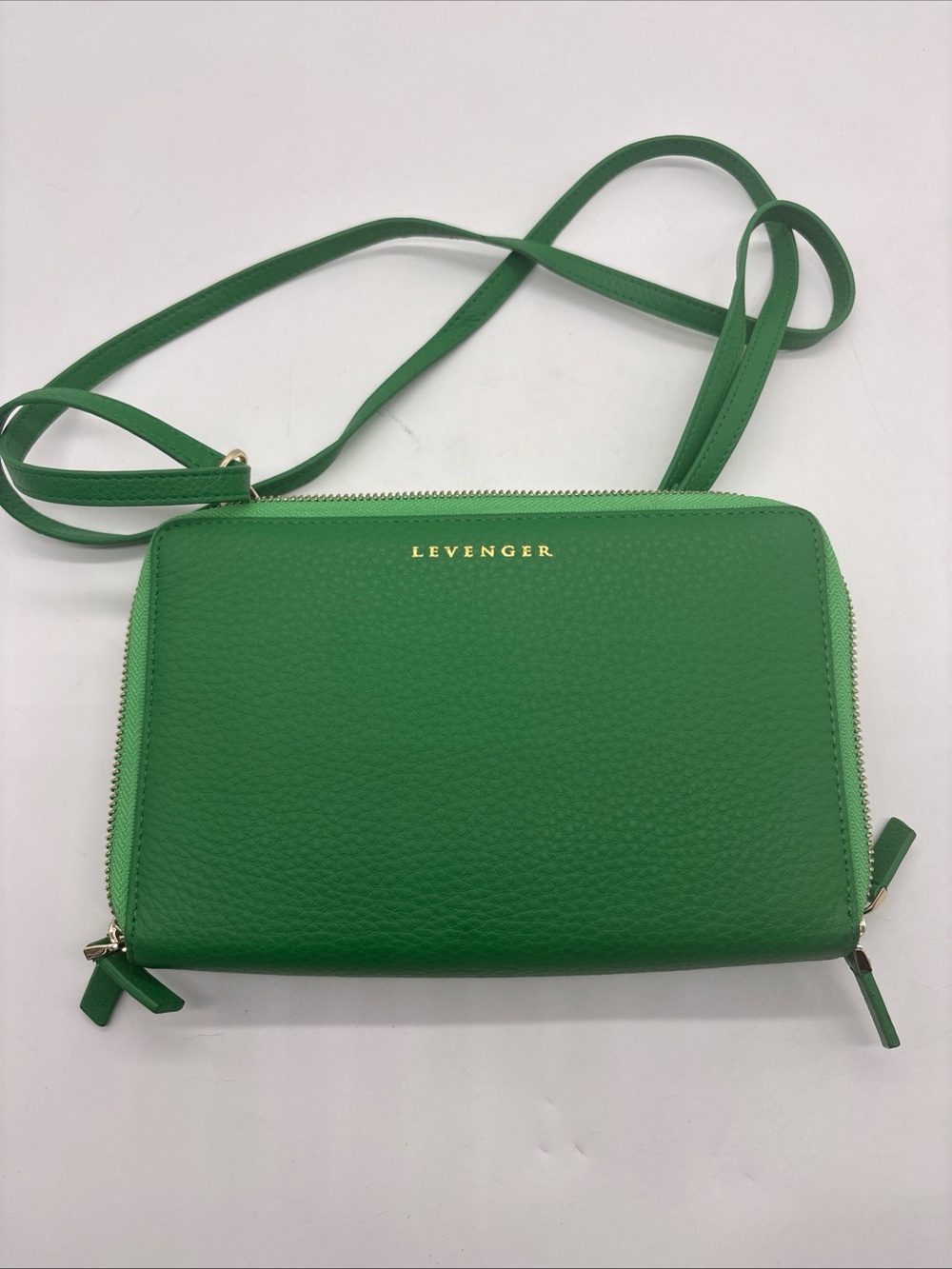 Levenger Green Pebbled Leather Crossbody Wallet